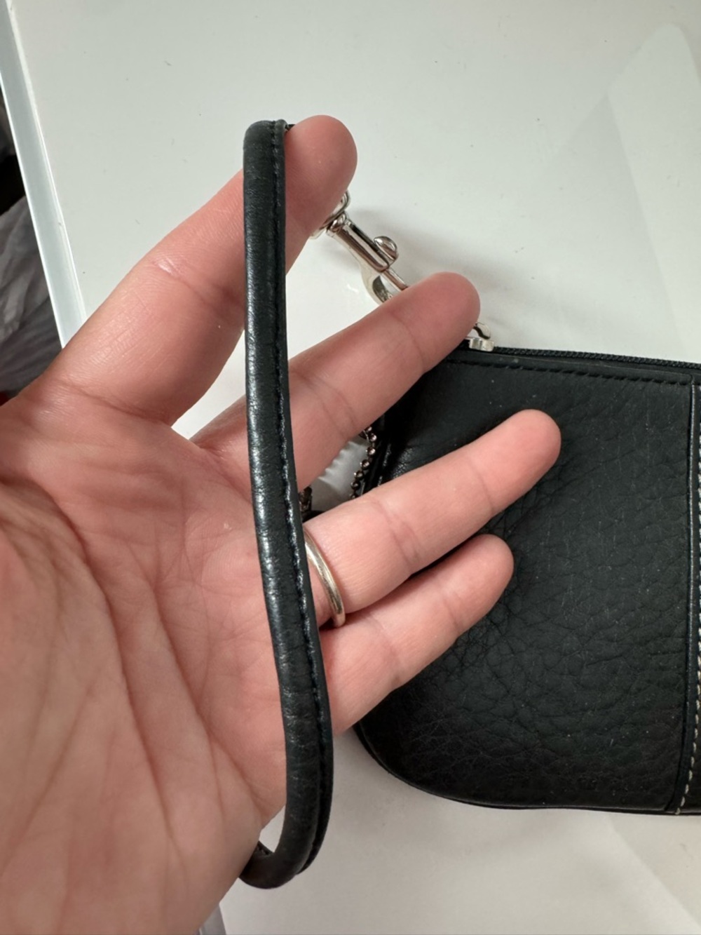 Vintage Coach Wristlet - Picture 6 of 12